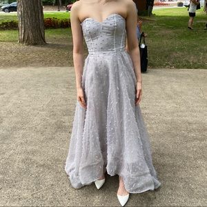 Bariano Australia dress in size 2 that has only been worn once